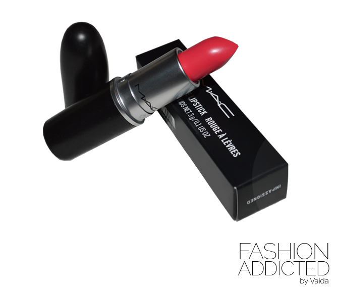 Mac-Amplified-Lipstick-Impassioned