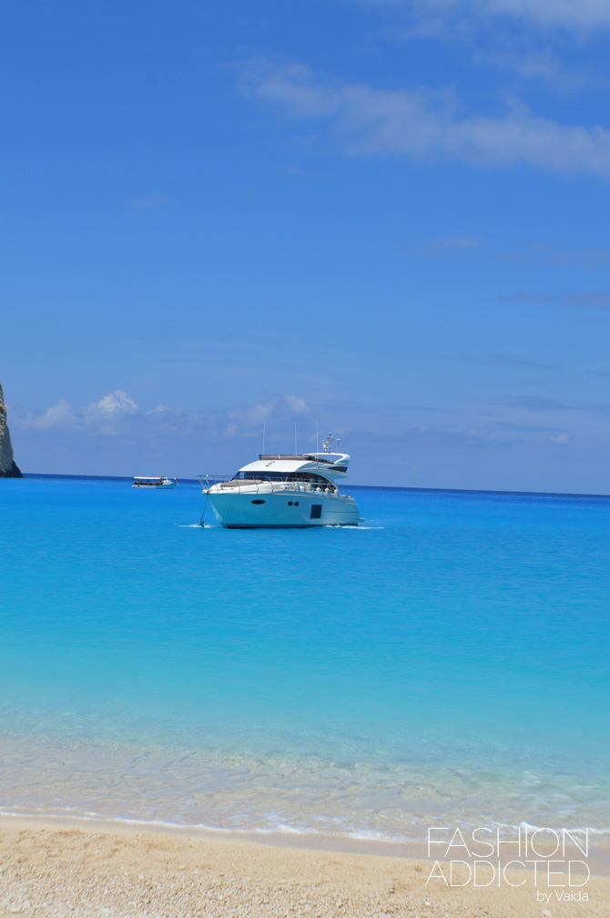 zakynthos-navagio-beach