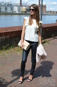 leather-trousers