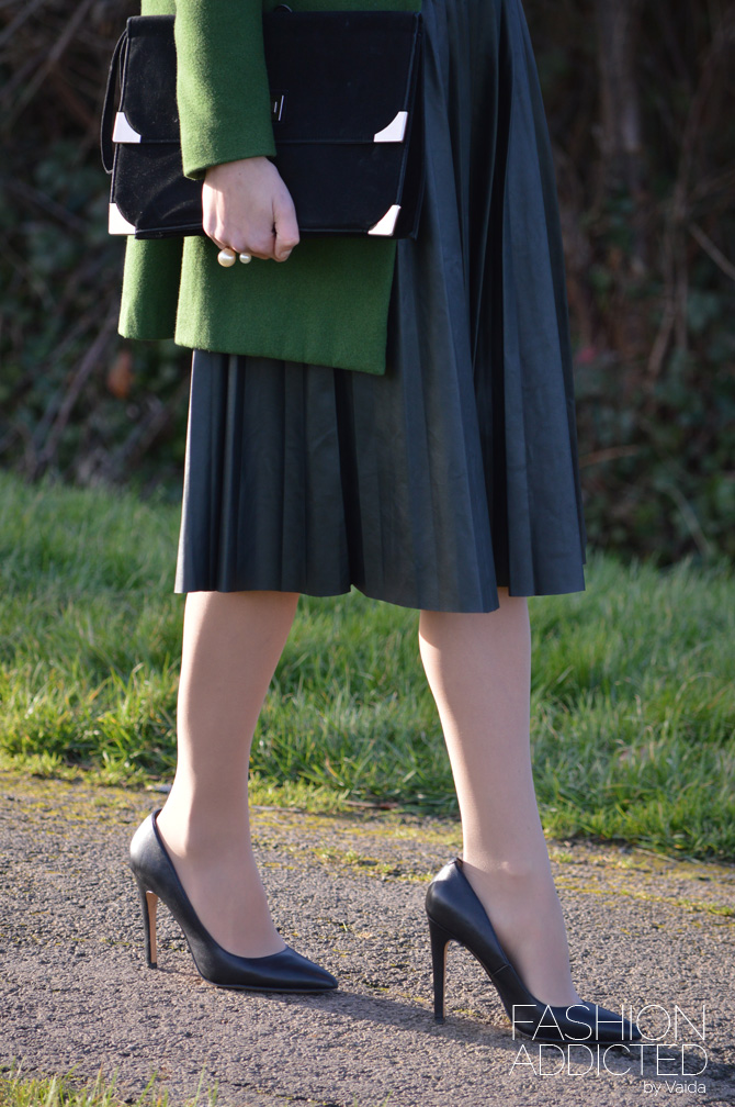 Faux-Leather-Pleated-Midi-Skirt-3