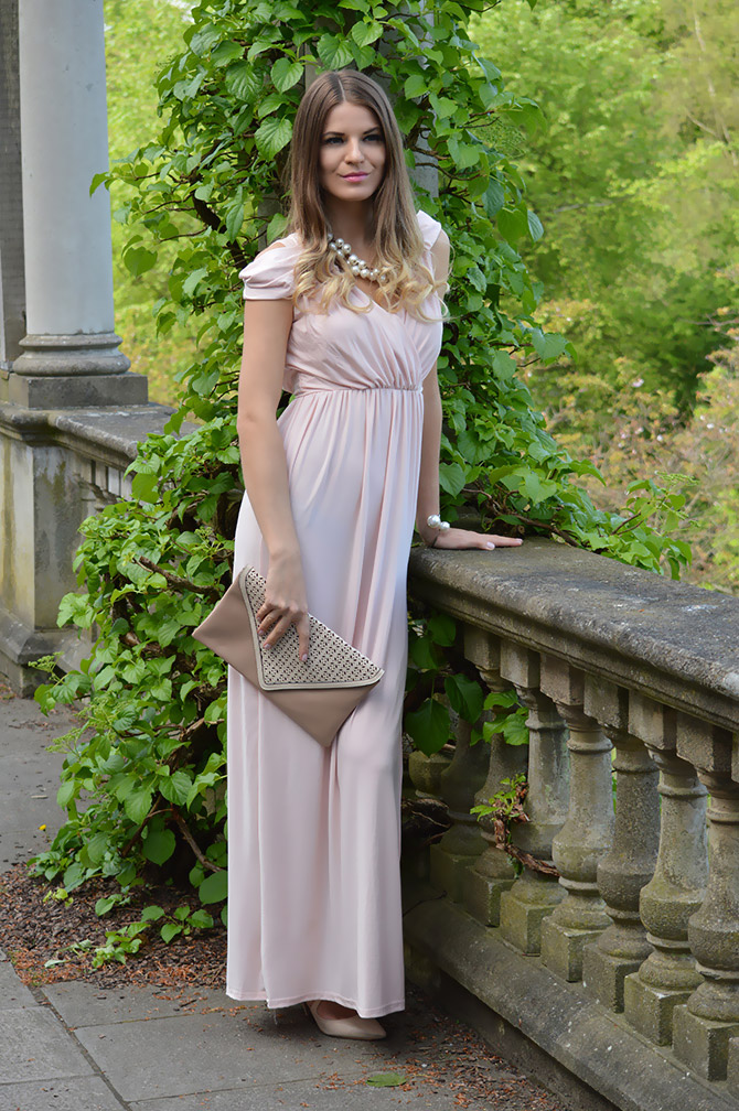 knee length dresses for ladies Andi V-Neck Frill Maxi Dress main image 0