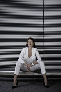 white-women-suit-fashion-blogger-london