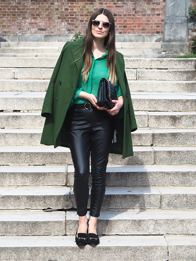 how-to-wear-green-top-fashion-blogger-london