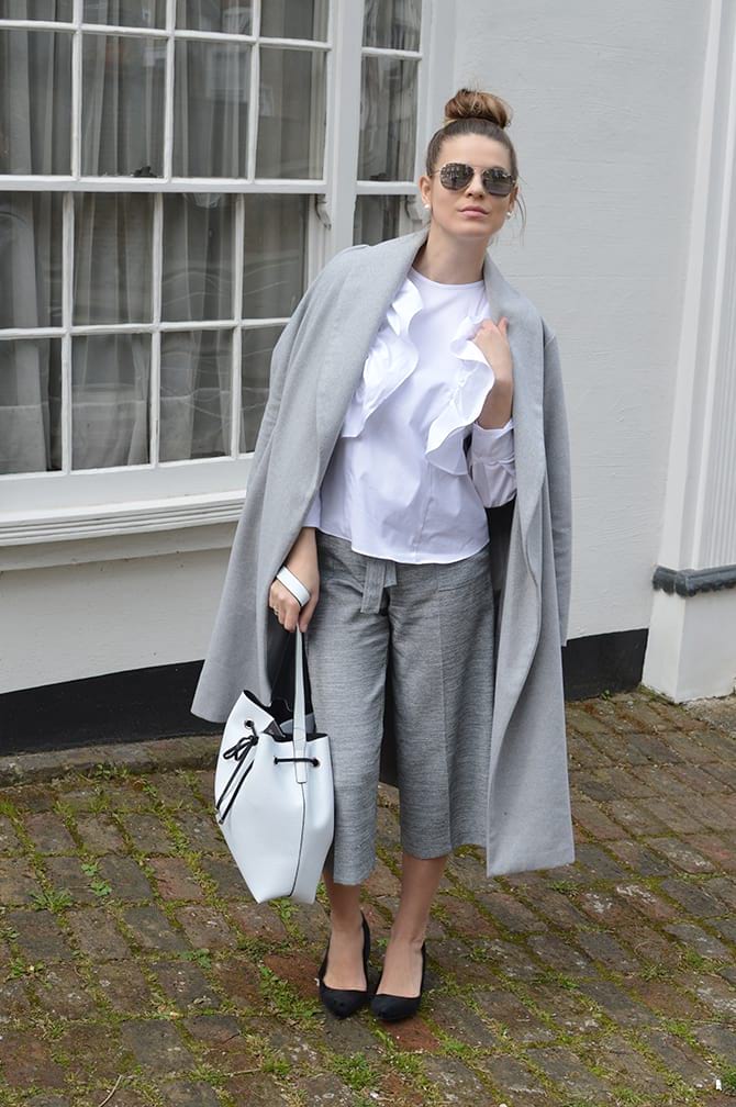 ruffle-blouse-fashion-blogger-london