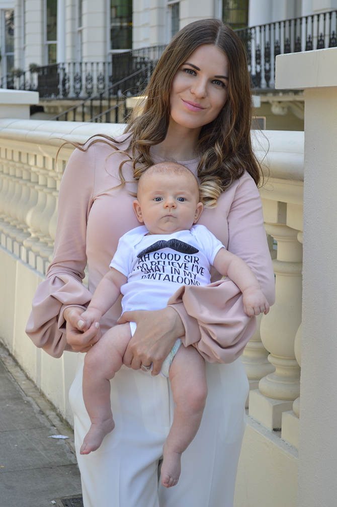 bell-sleeve-top-fashion-blogger-london-blogging-with-baby-2