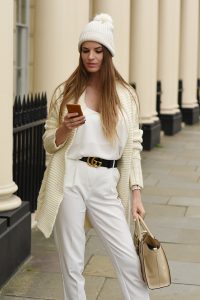 all-in-white-outfit-autumn-gucci-belt-2