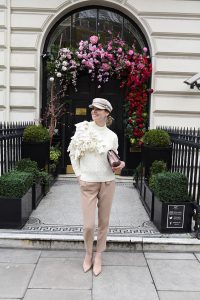 karl-lagerfeld-signature-bag-fashion-blogger-london-spring-trends-3