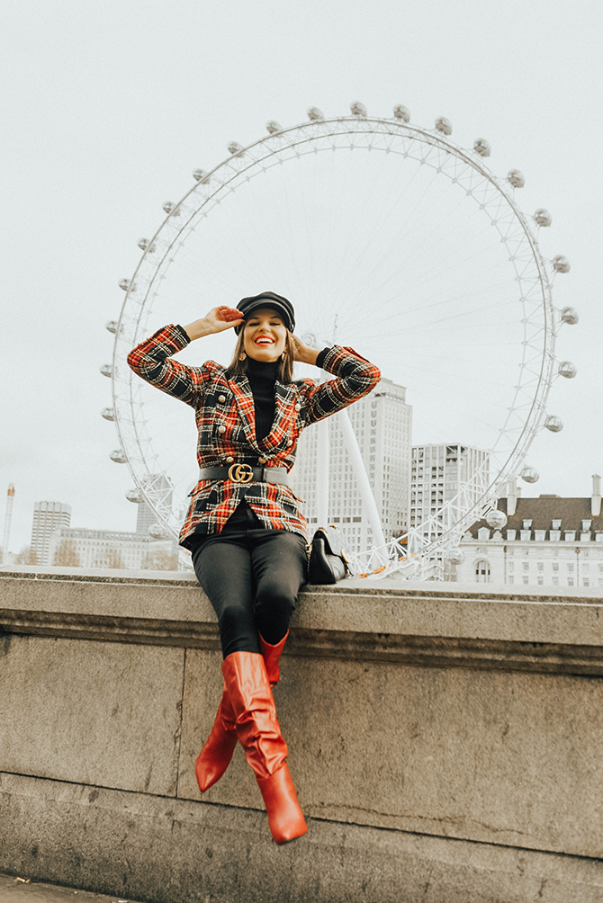 how-to-wear-tartan-blazer-gucci-handbag-good-american-jeans-baker-hat-fashion-blogger-london-5