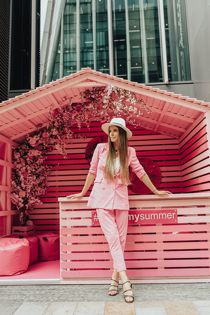 check-suit-pink-boohoo-fashion-blogger-london-fedora-hat
