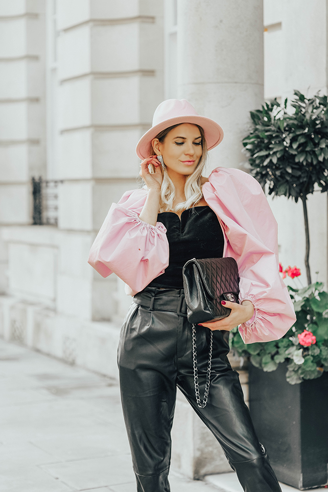 zara-velvet-puff-sleeve-top-fashion-blogger-london-chanel-classic-flap-london-cab-house-buying-first-time-ladder