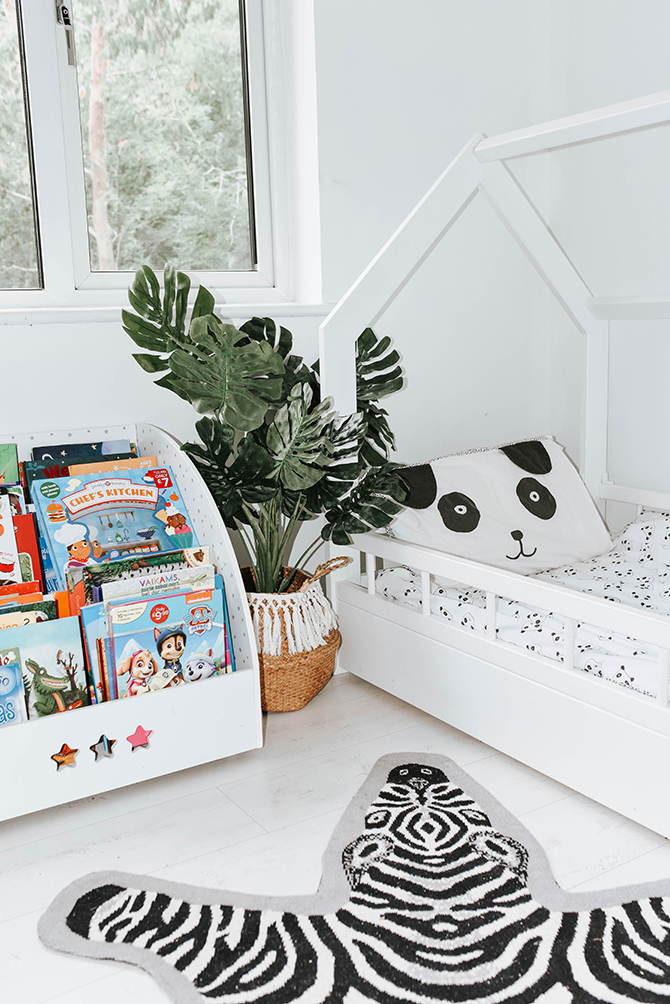 kids-bedroom-nursery-ideas-amara-living-zebra-rug-house-bed-frame-children