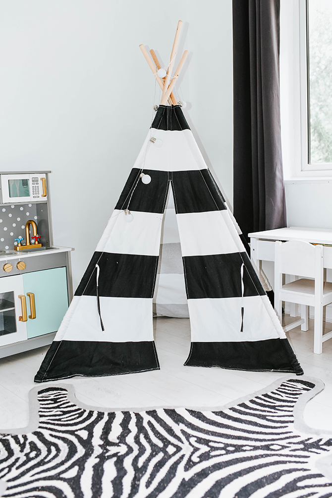 kids-bedroom-nursery-ideas-teepee-tent-kids-kitchen-amara-living-zebra-rug