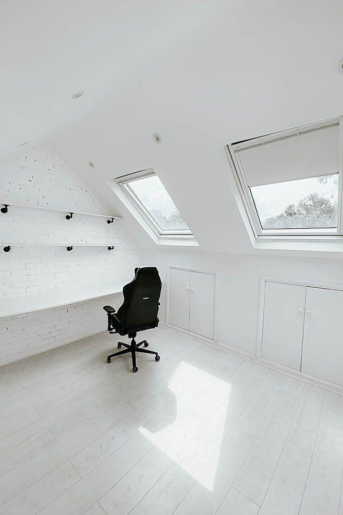 loft-conversion-velux-windows-before-and-after-office-space-london-blogger-secret-lab-chair